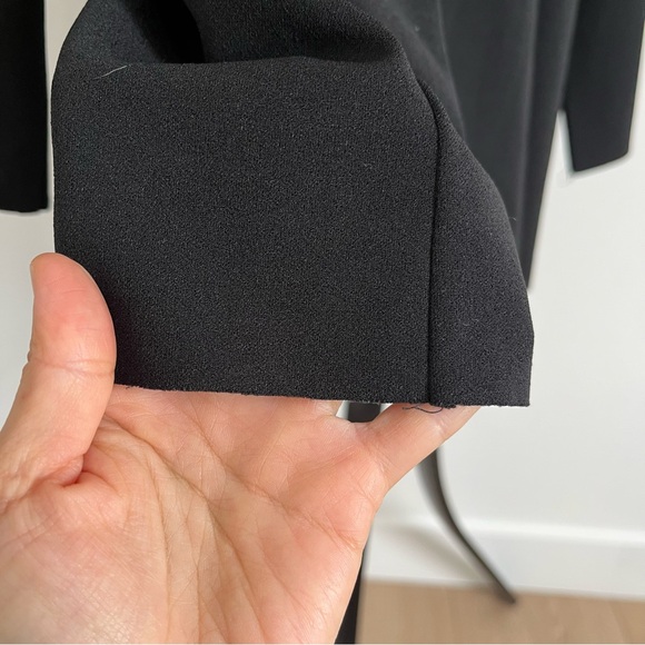 Oak + Fort Minimalist Boxy Crop Top in Black Size XS - Picture 6 of 6